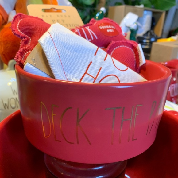 Rae Dunn Other - RAE DUNN DOG DISH GIFT SET! NIB!! 🐾 DECK THE PAWS.